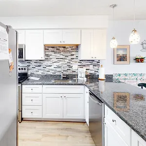 https://blair-isle-beauty.ocean-city-hotels.net