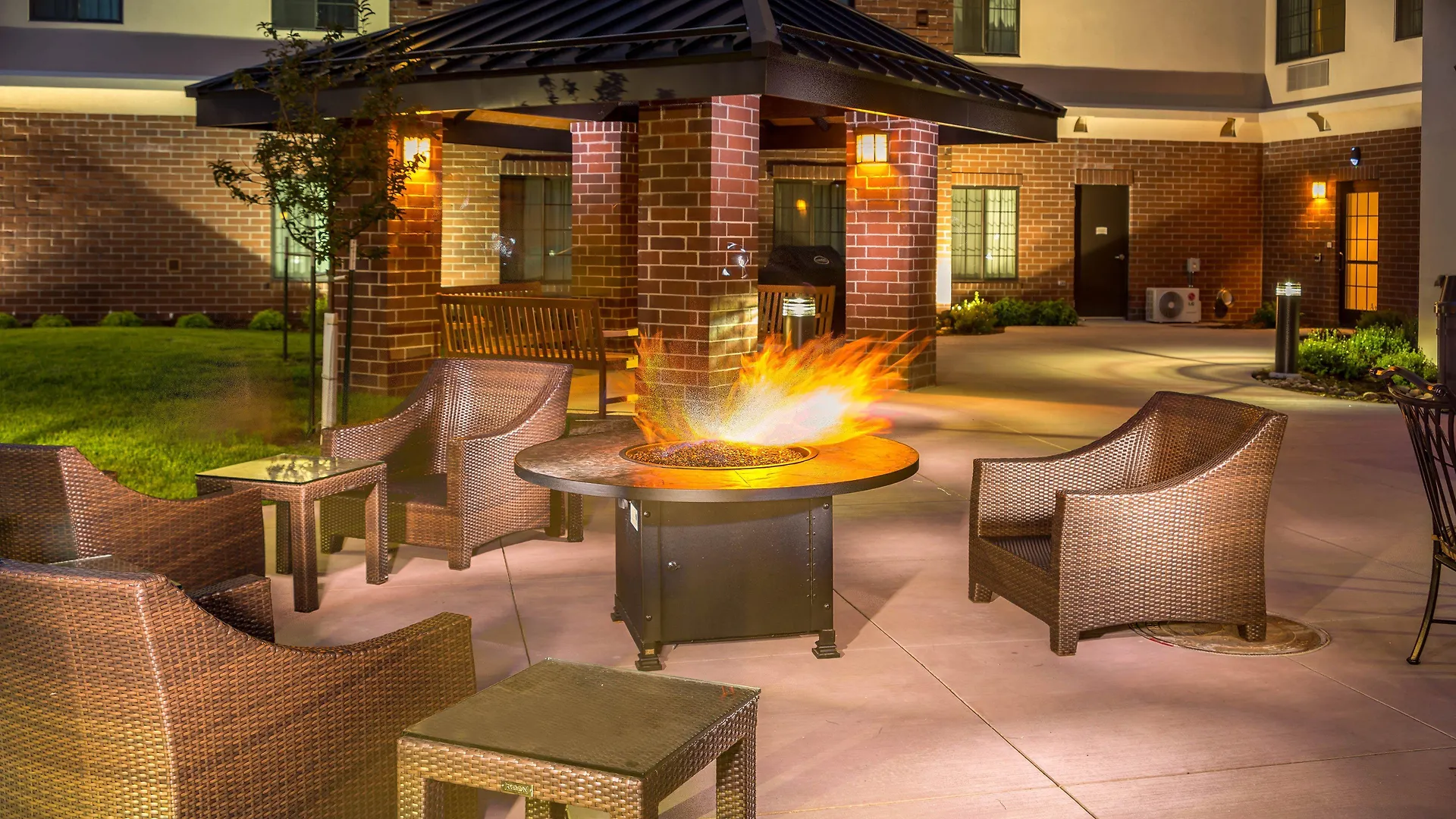 Staybridge Suites Denver - Central Park By Ihg Otel