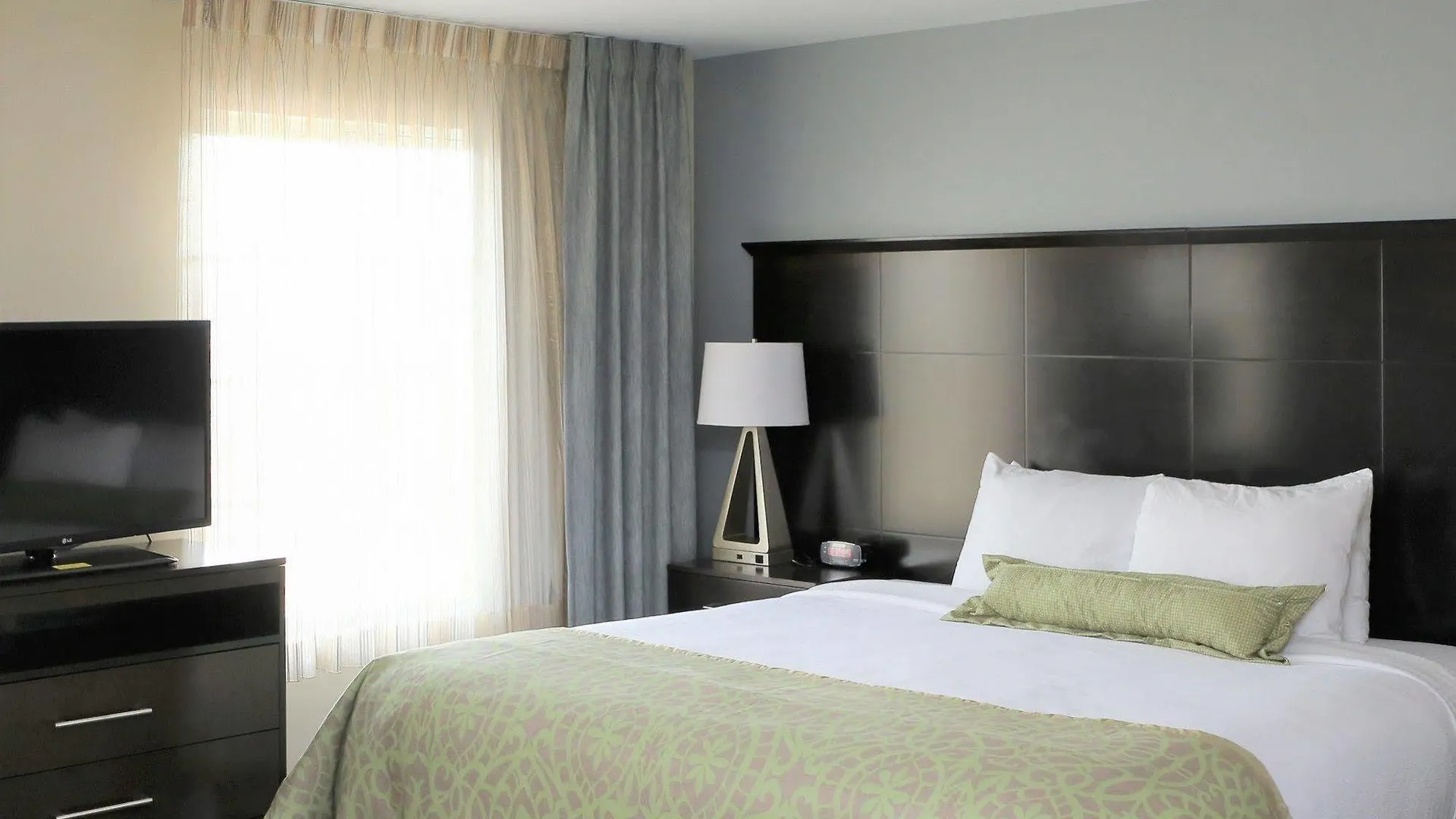 Staybridge Suites Denver - Central Park By Ihg 3*,