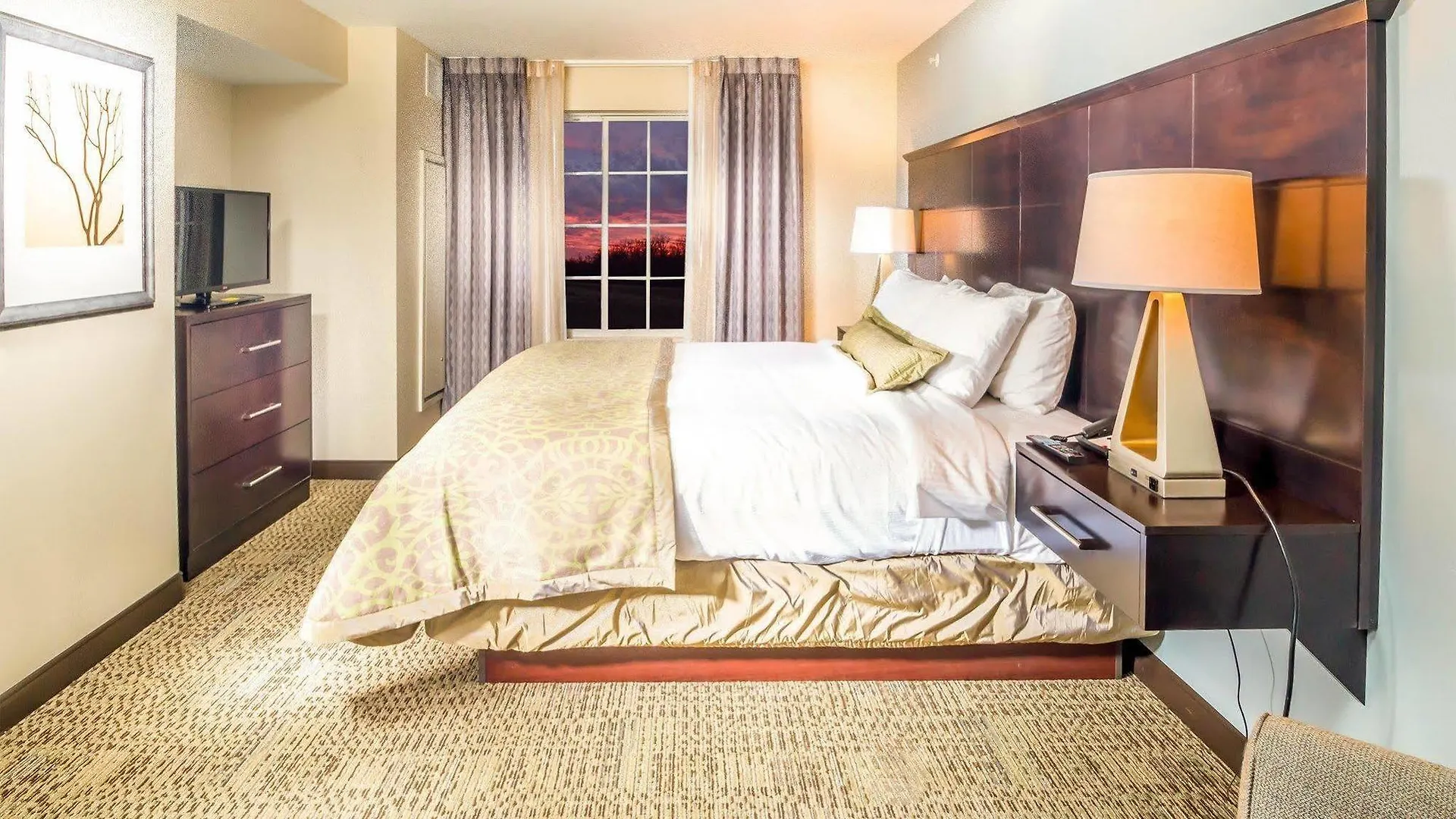 Staybridge Suites Denver - Central Park By Ihg